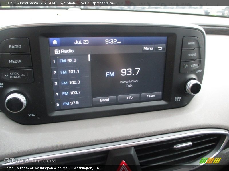 Symphony Silver / Espresso/Gray 2019 Hyundai Santa Fe SE AWD
