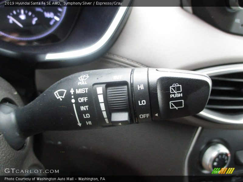 Symphony Silver / Espresso/Gray 2019 Hyundai Santa Fe SE AWD