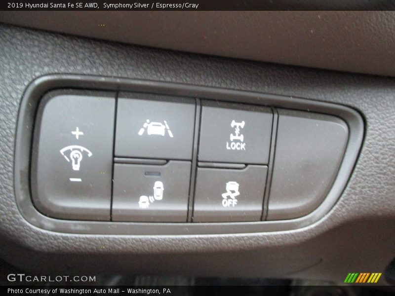 Symphony Silver / Espresso/Gray 2019 Hyundai Santa Fe SE AWD
