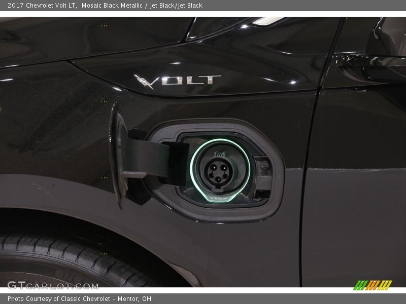 Mosaic Black Metallic / Jet Black/Jet Black 2017 Chevrolet Volt LT