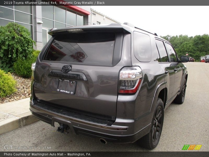 Magnetic Gray Metallic / Black 2019 Toyota 4Runner Limited 4x4