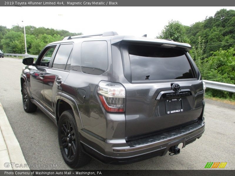 Magnetic Gray Metallic / Black 2019 Toyota 4Runner Limited 4x4