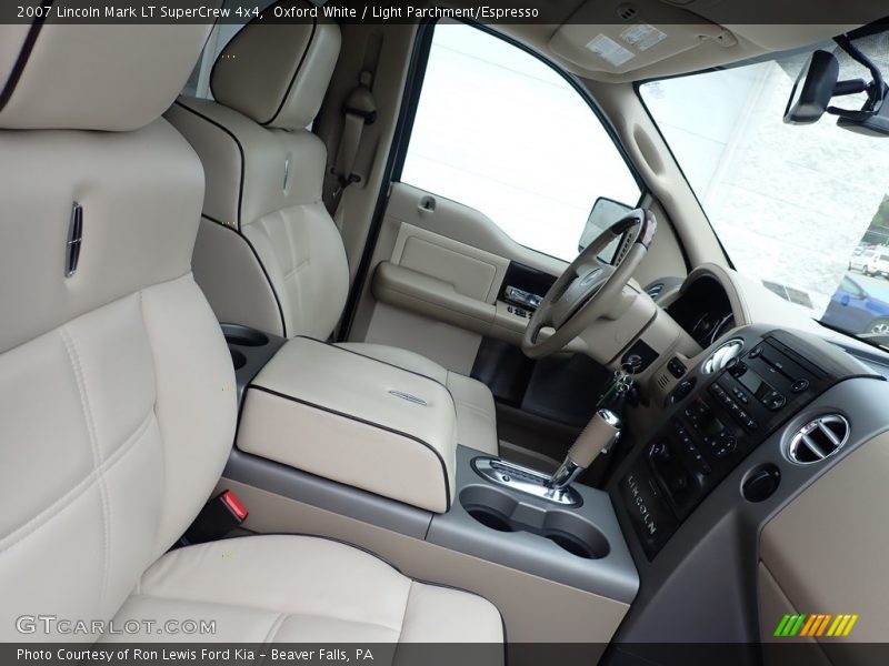 Oxford White / Light Parchment/Espresso 2007 Lincoln Mark LT SuperCrew 4x4