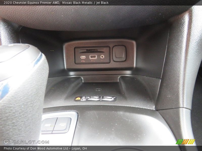 Mosaic Black Metallic / Jet Black 2020 Chevrolet Equinox Premier AWD