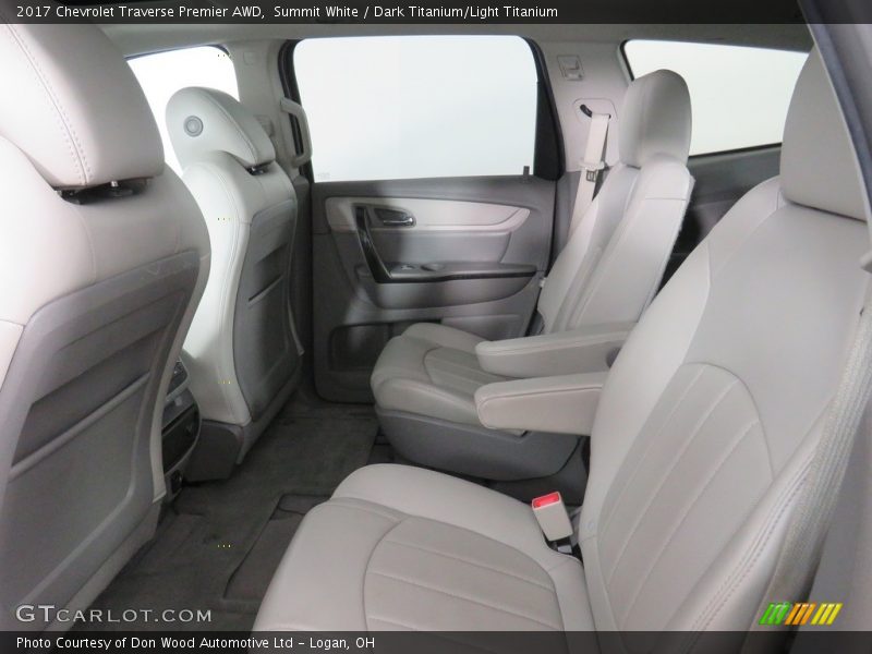 Summit White / Dark Titanium/Light Titanium 2017 Chevrolet Traverse Premier AWD
