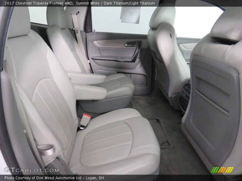 Summit White / Dark Titanium/Light Titanium 2017 Chevrolet Traverse Premier AWD