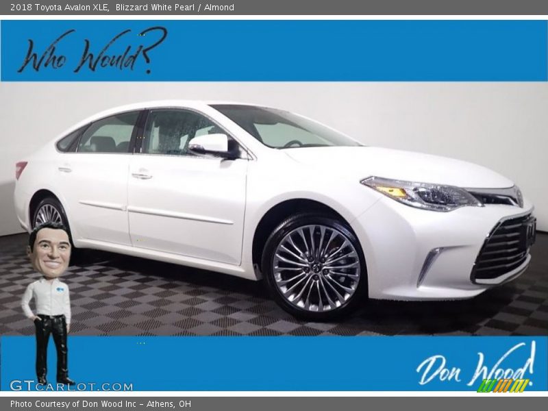 Blizzard White Pearl / Almond 2018 Toyota Avalon XLE