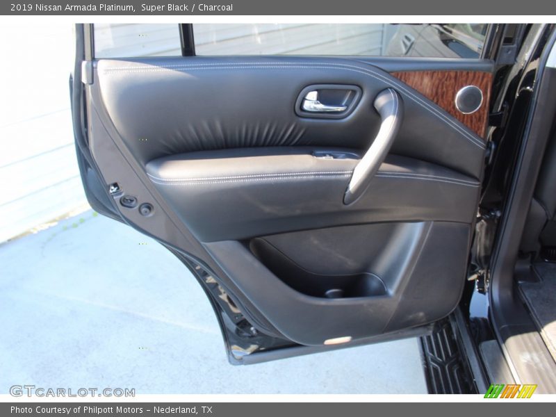 Super Black / Charcoal 2019 Nissan Armada Platinum