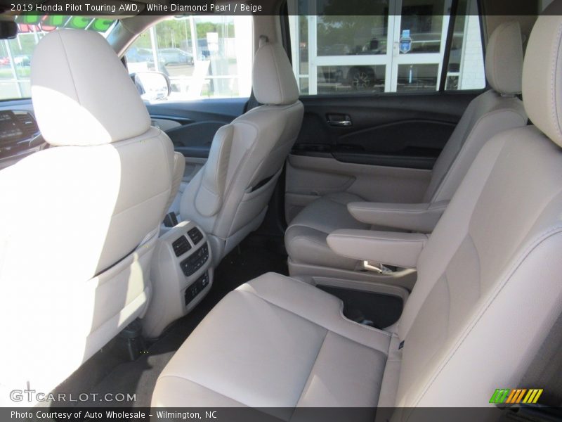 White Diamond Pearl / Beige 2019 Honda Pilot Touring AWD