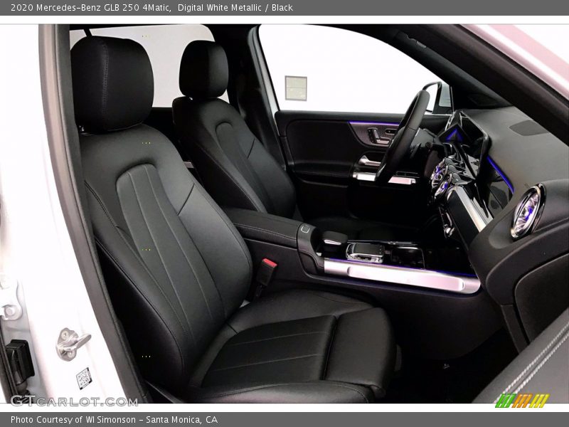 Digital White Metallic / Black 2020 Mercedes-Benz GLB 250 4Matic