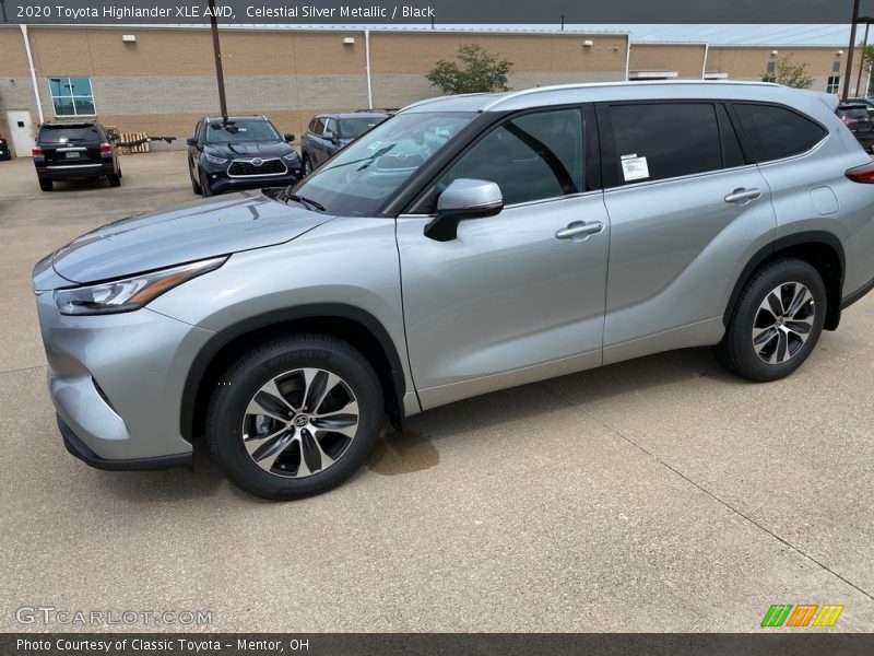 Celestial Silver Metallic / Black 2020 Toyota Highlander XLE AWD