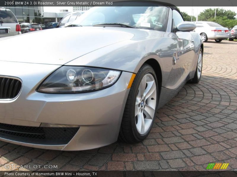 Silver Grey Metallic / Dream Red 2006 BMW Z4 3.0i Roadster