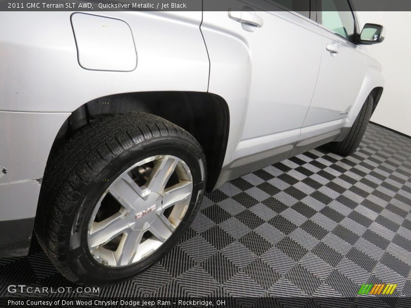 Quicksilver Metallic / Jet Black 2011 GMC Terrain SLT AWD