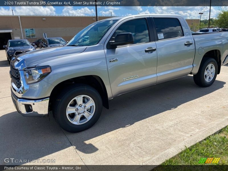 Silver Sky Metallic / Graphite 2020 Toyota Tundra SR5 CrewMax 4x4