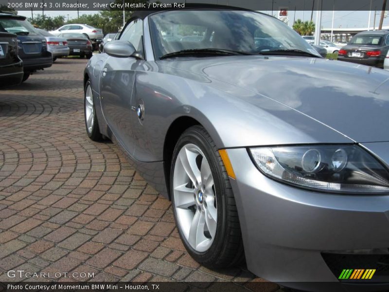 Silver Grey Metallic / Dream Red 2006 BMW Z4 3.0i Roadster