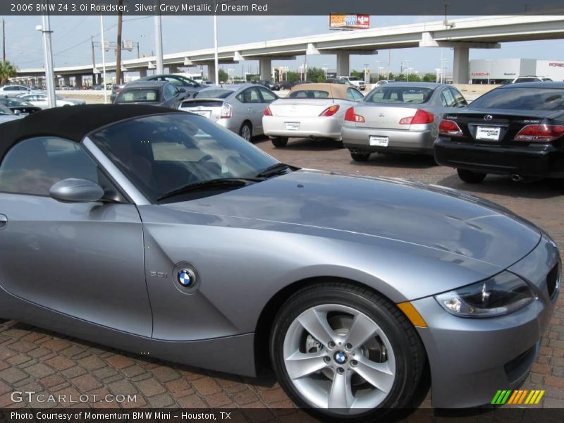 Silver Grey Metallic / Dream Red 2006 BMW Z4 3.0i Roadster