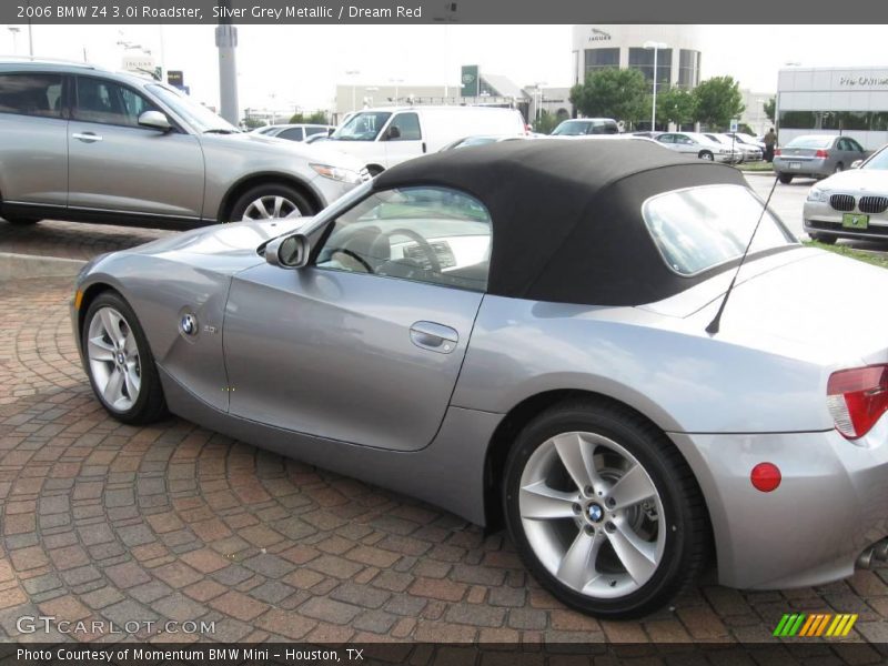 Silver Grey Metallic / Dream Red 2006 BMW Z4 3.0i Roadster