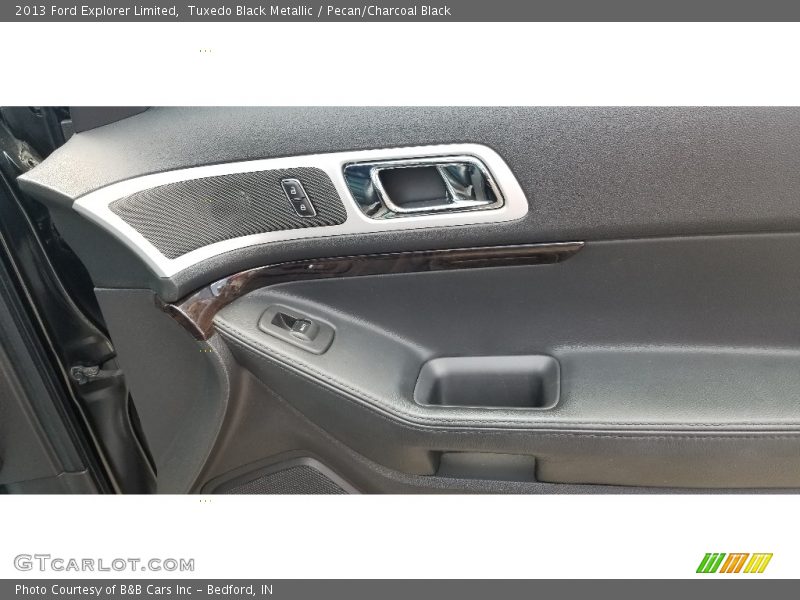 Tuxedo Black Metallic / Pecan/Charcoal Black 2013 Ford Explorer Limited