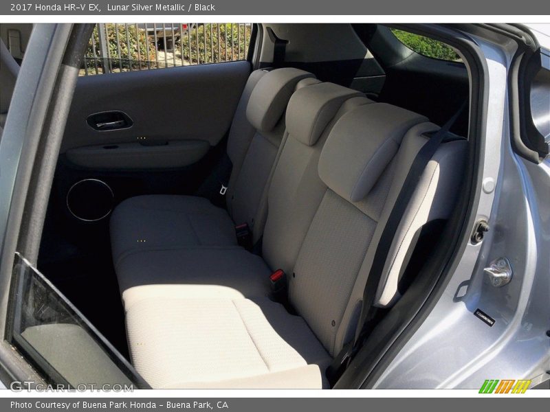 Lunar Silver Metallic / Black 2017 Honda HR-V EX