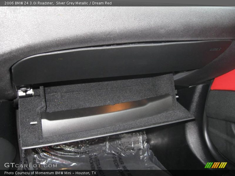Silver Grey Metallic / Dream Red 2006 BMW Z4 3.0i Roadster