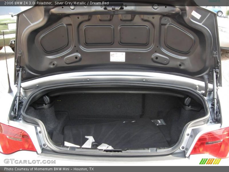 Silver Grey Metallic / Dream Red 2006 BMW Z4 3.0i Roadster