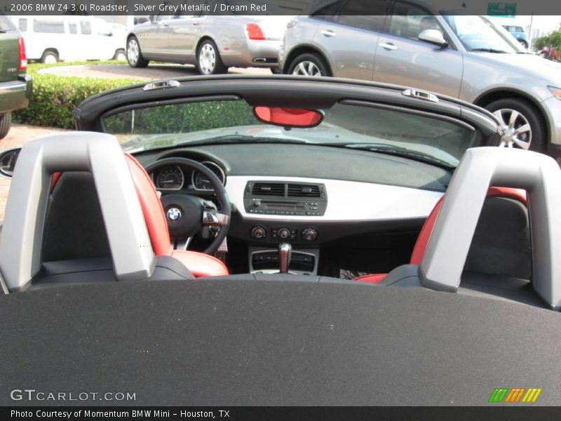 Silver Grey Metallic / Dream Red 2006 BMW Z4 3.0i Roadster