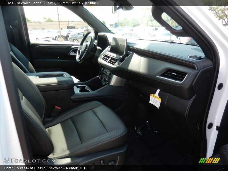 Summit White / Jet Black 2021 Chevrolet Tahoe LT 4WD