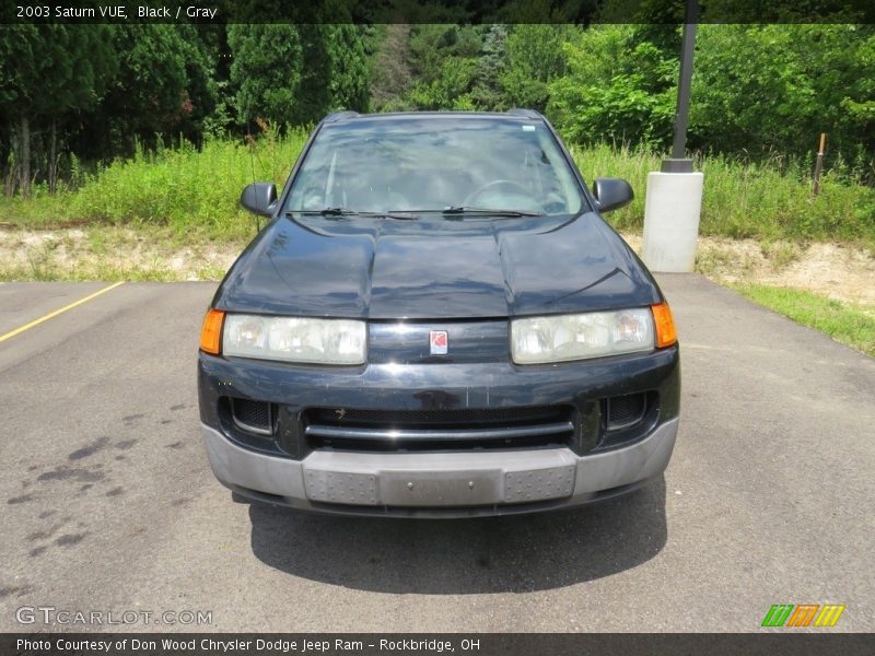 Black / Gray 2003 Saturn VUE