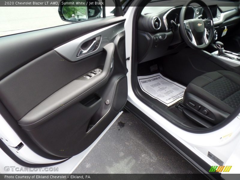 Summit White / Jet Black 2020 Chevrolet Blazer LT AWD