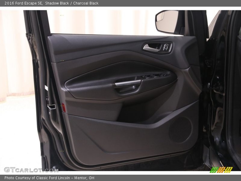 Shadow Black / Charcoal Black 2016 Ford Escape SE