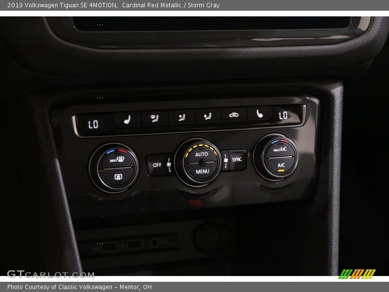 Cardinal Red Metallic / Storm Gray 2019 Volkswagen Tiguan SE 4MOTION