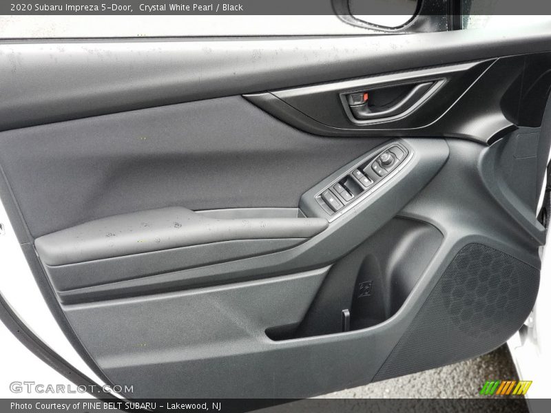 Crystal White Pearl / Black 2020 Subaru Impreza 5-Door