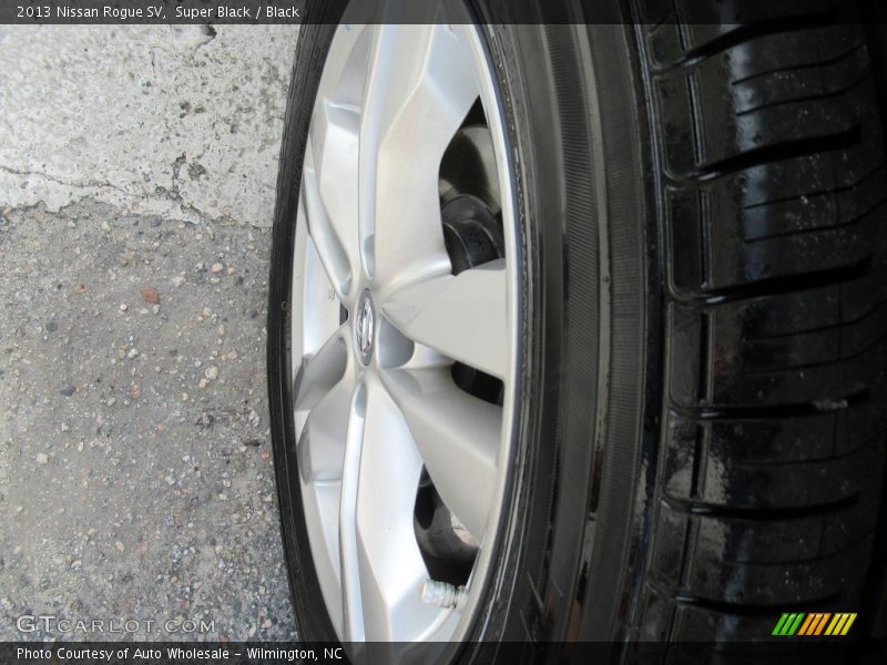 Super Black / Black 2013 Nissan Rogue SV
