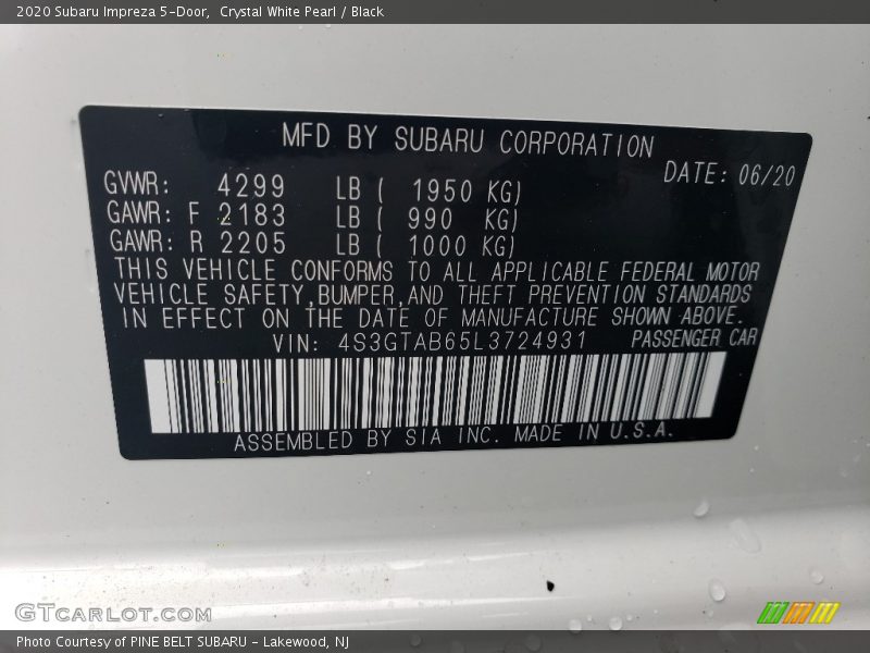 Crystal White Pearl / Black 2020 Subaru Impreza 5-Door