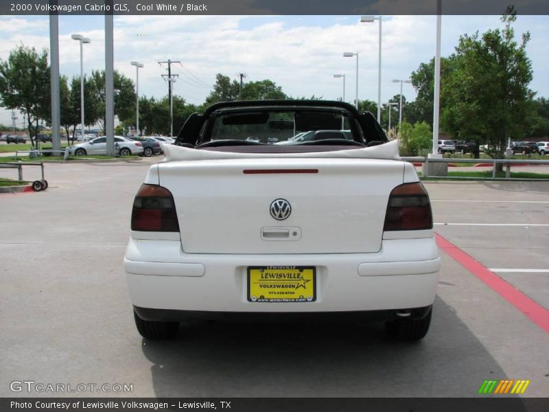 Cool White / Black 2000 Volkswagen Cabrio GLS