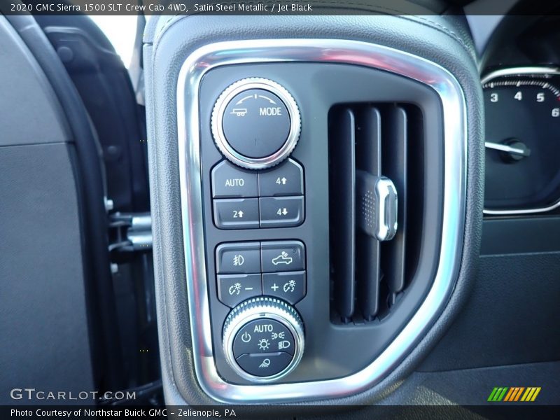 Controls of 2020 Sierra 1500 SLT Crew Cab 4WD