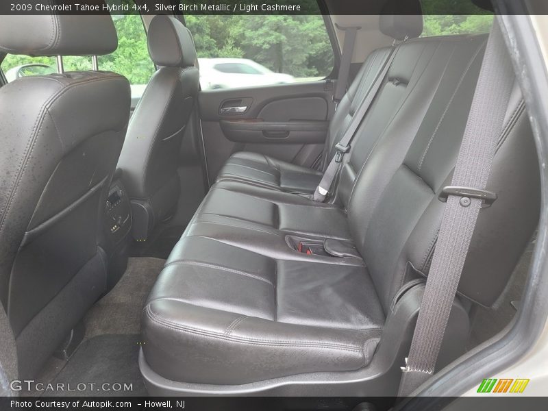 Silver Birch Metallic / Light Cashmere 2009 Chevrolet Tahoe Hybrid 4x4