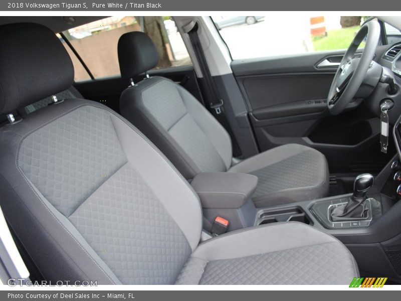 Front Seat of 2018 Tiguan S