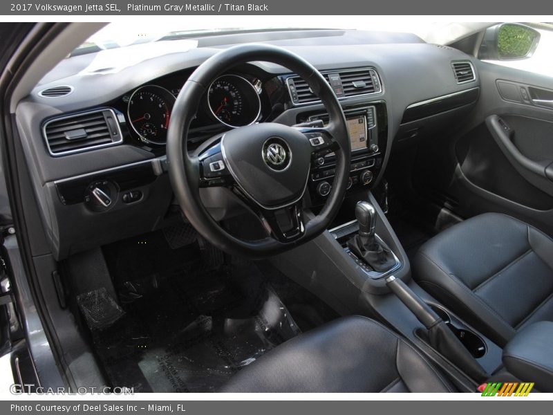 Platinum Gray Metallic / Titan Black 2017 Volkswagen Jetta SEL