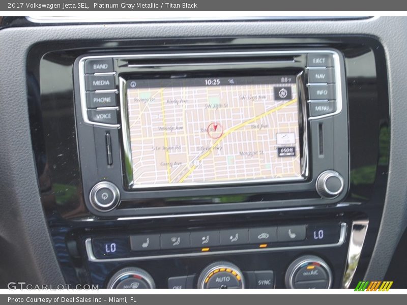 Platinum Gray Metallic / Titan Black 2017 Volkswagen Jetta SEL