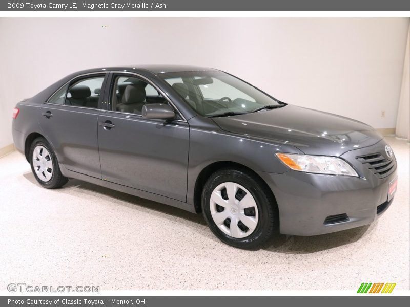 Magnetic Gray Metallic / Ash 2009 Toyota Camry LE