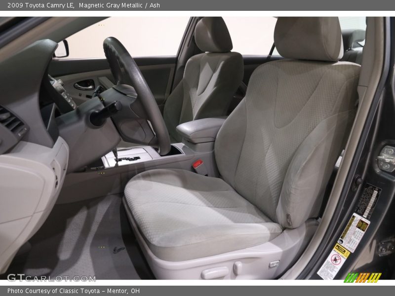 Magnetic Gray Metallic / Ash 2009 Toyota Camry LE