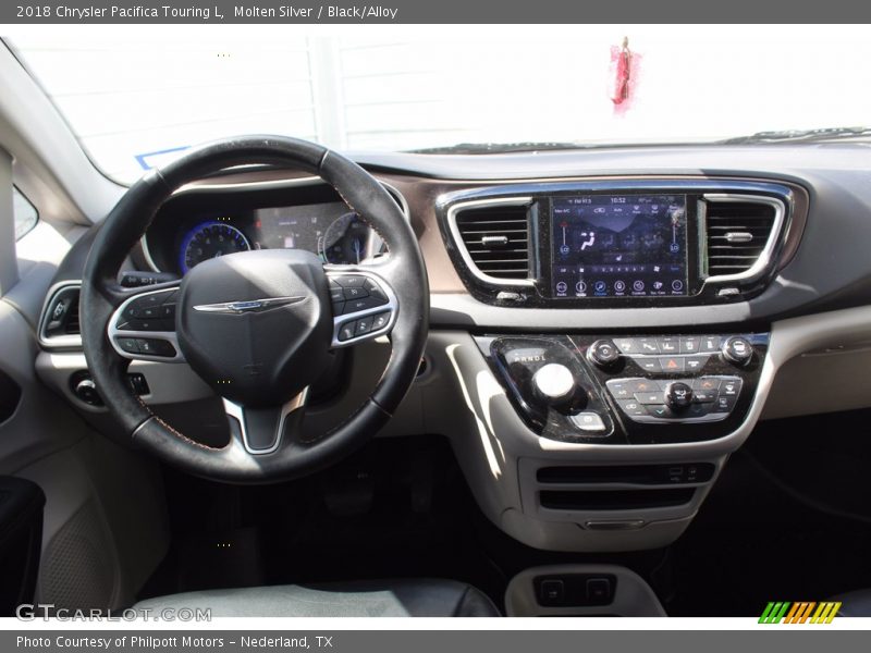 Molten Silver / Black/Alloy 2018 Chrysler Pacifica Touring L