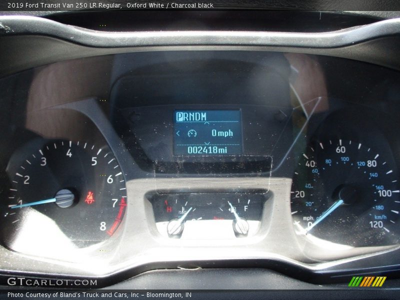 Oxford White / Charcoal black 2019 Ford Transit Van 250 LR Regular