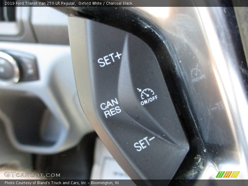 Oxford White / Charcoal black 2019 Ford Transit Van 250 LR Regular