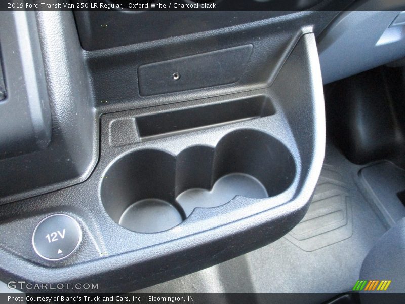 Oxford White / Charcoal black 2019 Ford Transit Van 250 LR Regular