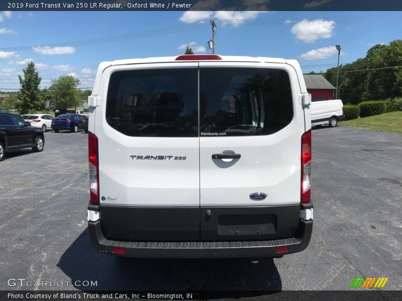 Oxford White / Pewter 2019 Ford Transit Van 250 LR Regular