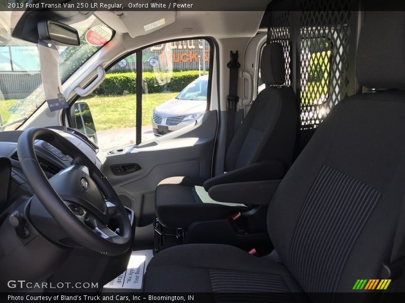 Oxford White / Pewter 2019 Ford Transit Van 250 LR Regular
