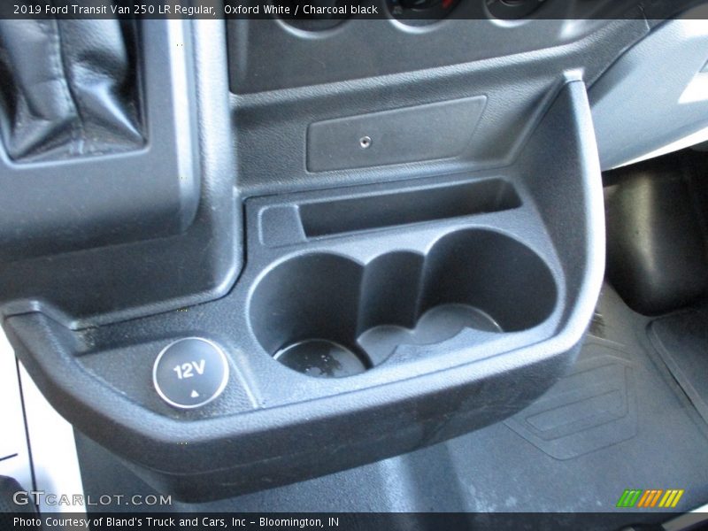 Oxford White / Charcoal black 2019 Ford Transit Van 250 LR Regular