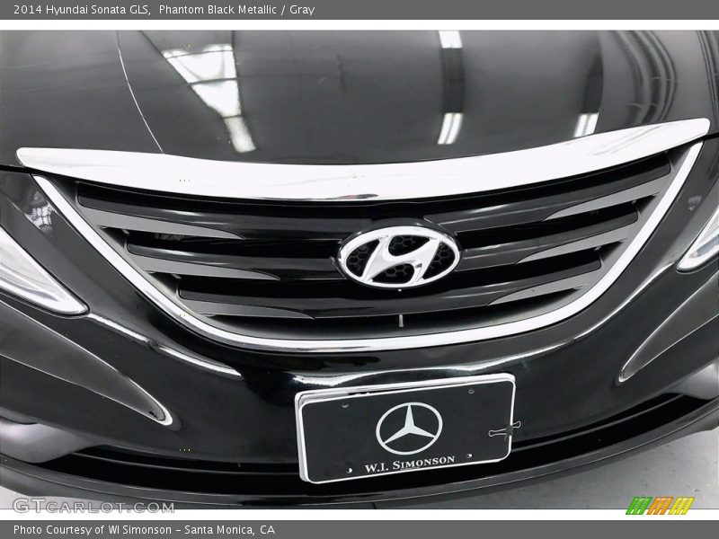 Phantom Black Metallic / Gray 2014 Hyundai Sonata GLS